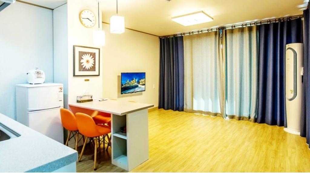 Villamerci Seogwipo Bagian luar foto