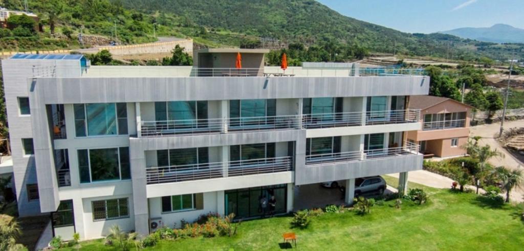 Villamerci Seogwipo Bagian luar foto